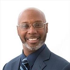maurice-k-ray_07668415cc284a5db58b212f234009b3-headshot